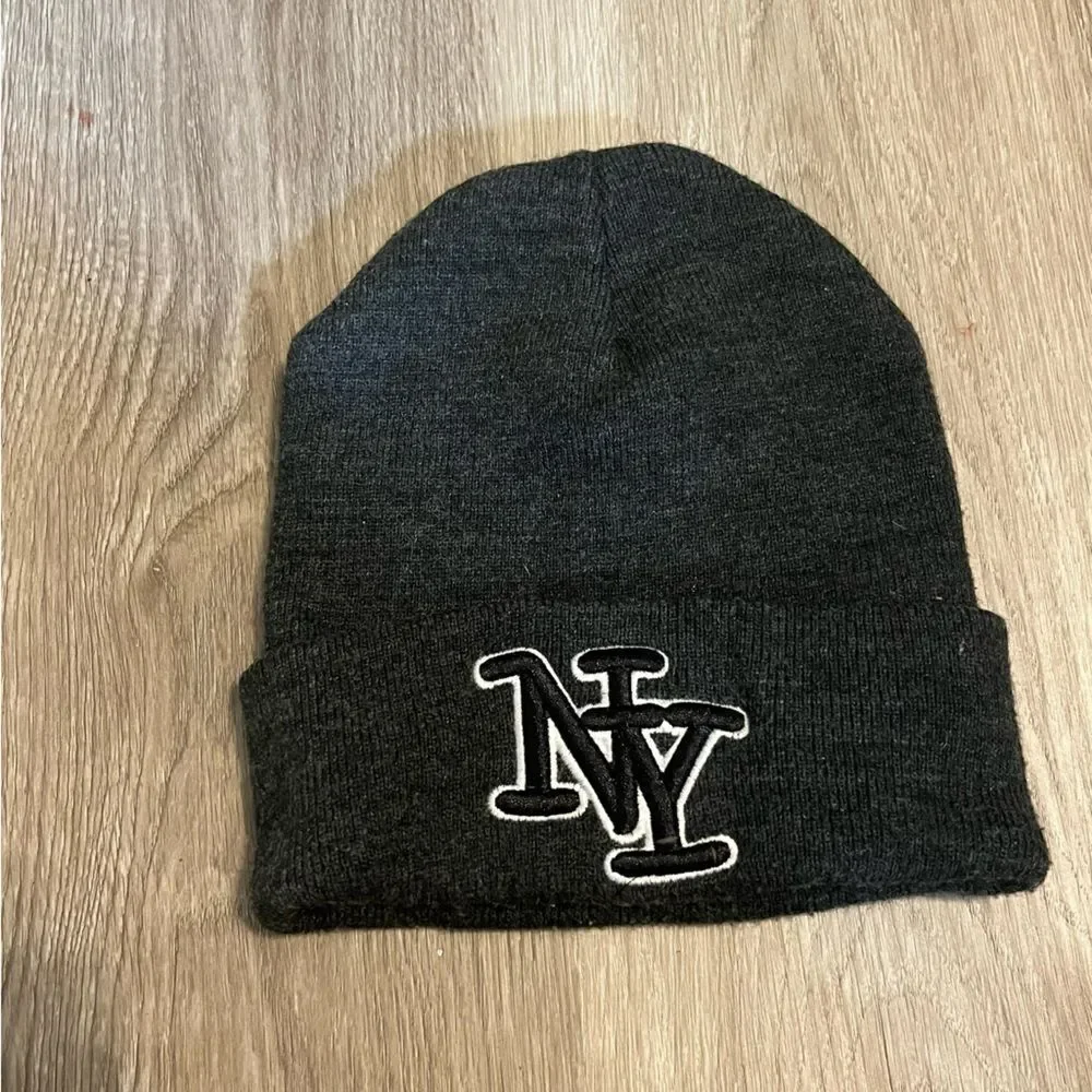 New York NY Dark Grey Black Beanie Hat